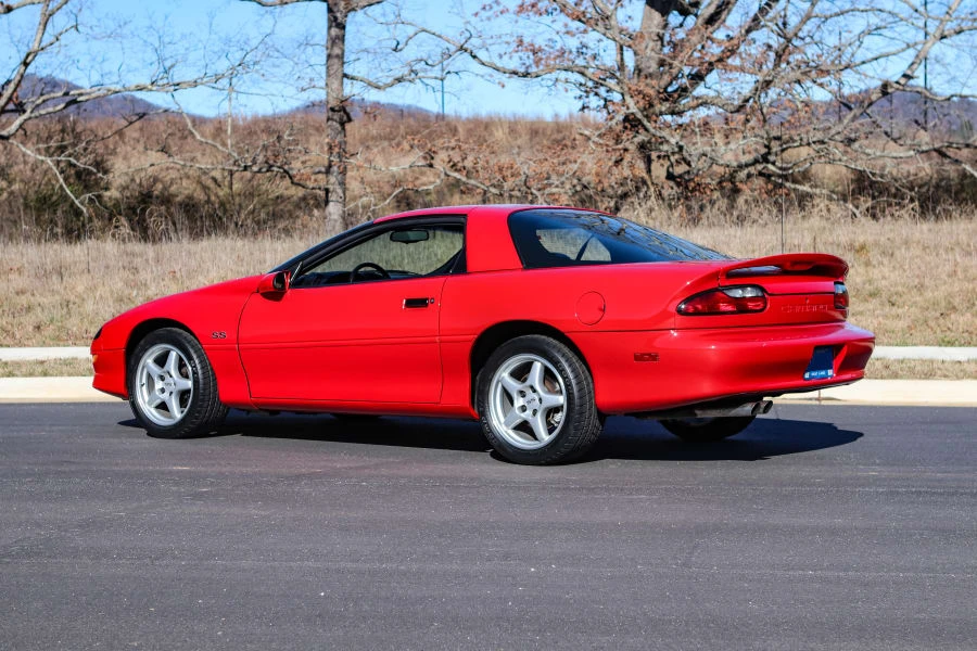 1995 Chevrolet Camaro 4th Gen - Image 2 of 29