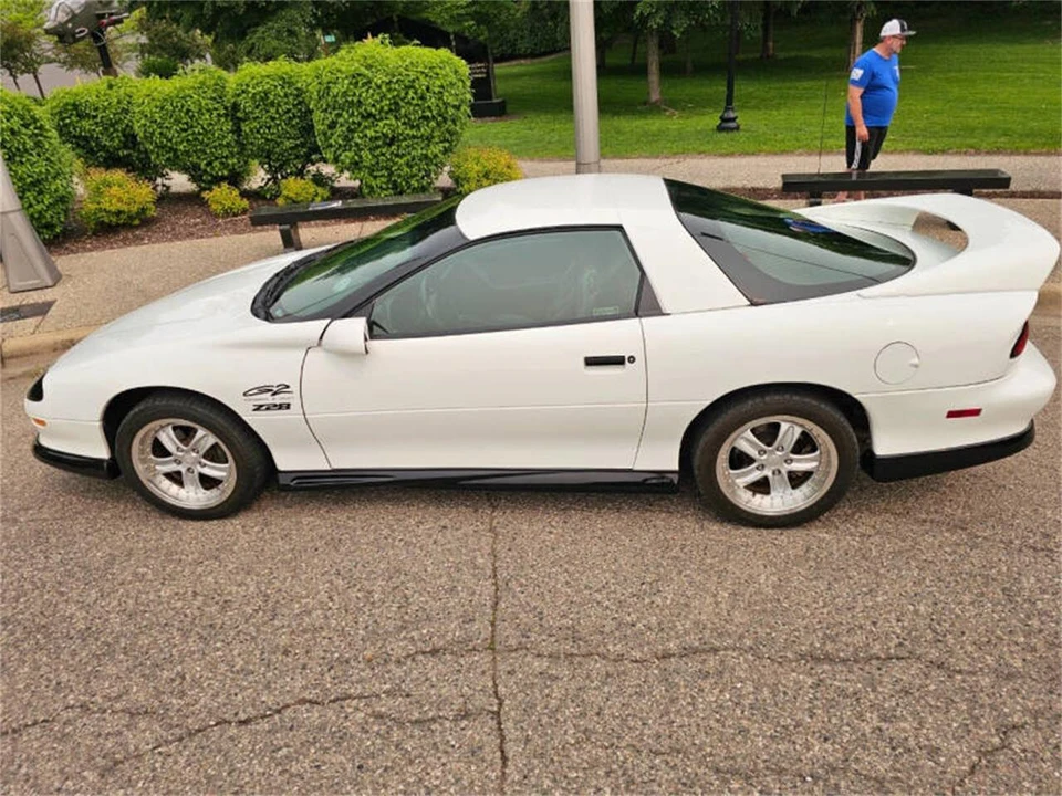 1995 Chevrolet Camaro Z28 4th Gen - Image 17 of 31