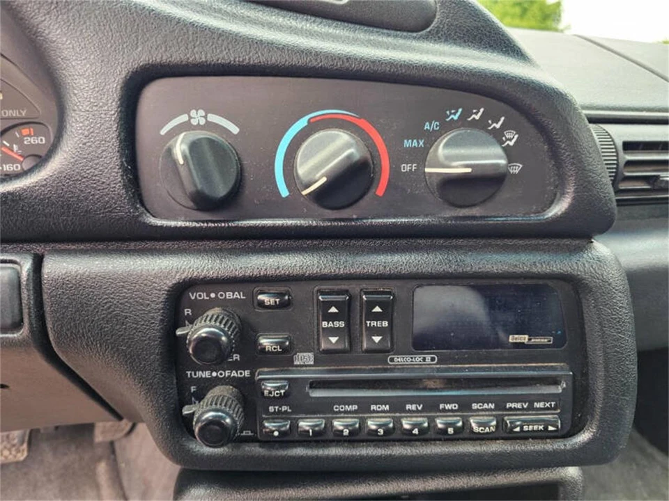 1995 Chevrolet Camaro Z28 4th Gen - Image 25 of 31