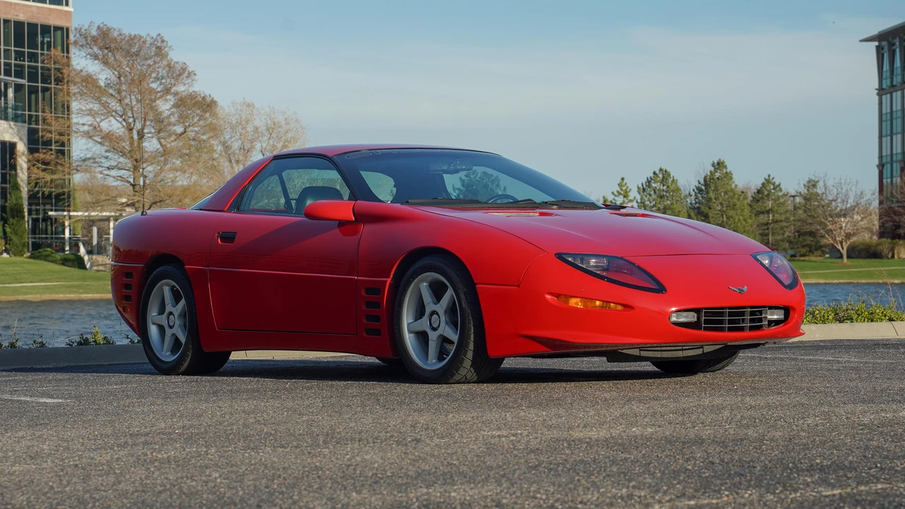 1995 Chevrolet Camaro Z28 4th Gen - Image 23 of 31