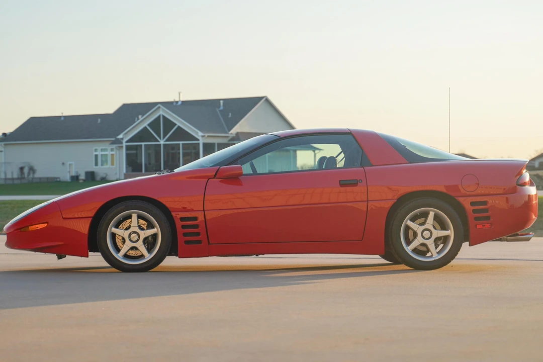1995 Chevrolet Camaro Z28 4th Gen - Image 3 of 31