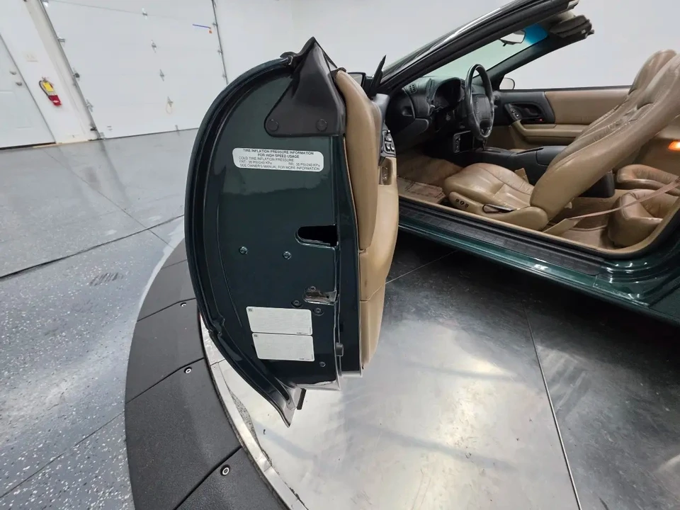 1995 Chevrolet Camaro Z28 4th Gen - Image 28 of 31
