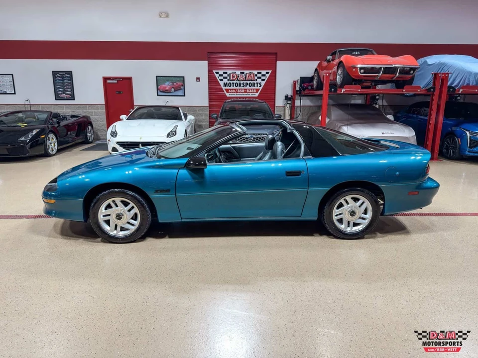 1995 Chevrolet Camaro Z28 4th Gen - Image 2 of 31