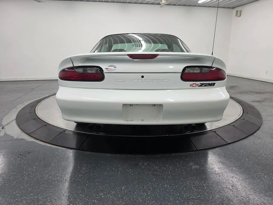 1995 Chevrolet Camaro Z28 4th Gen - Image 15 of 31