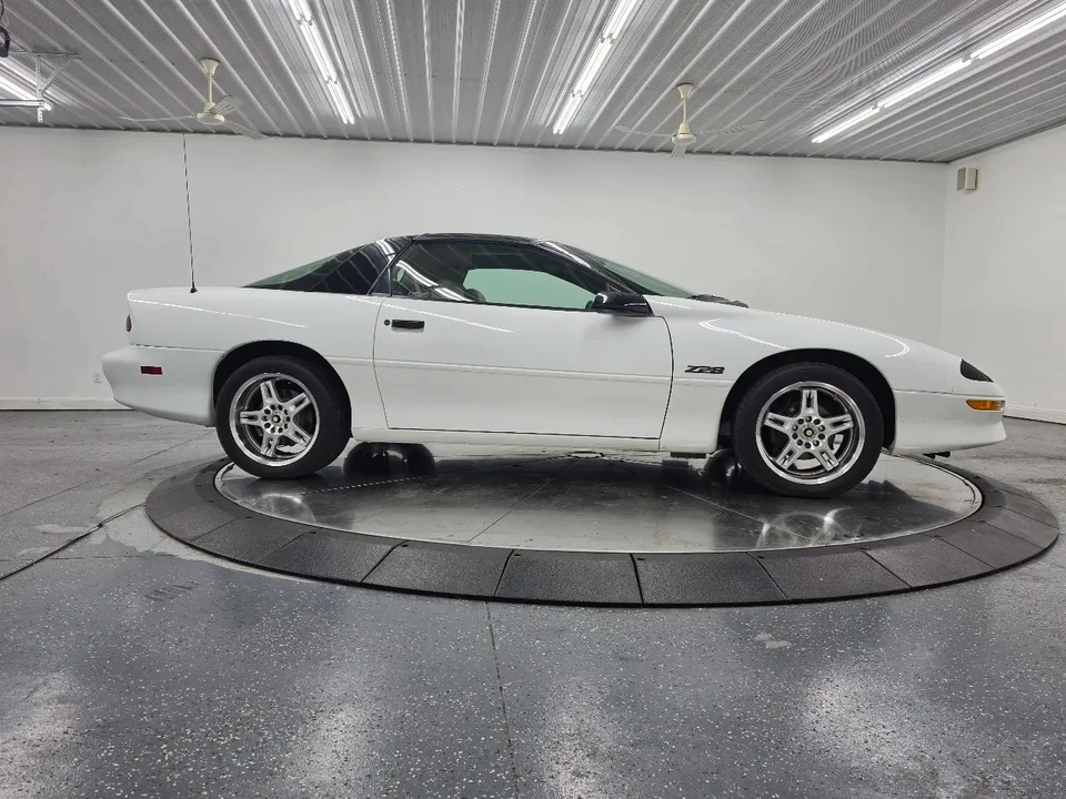 1995 Chevrolet Camaro Z28 4th Gen - Image 9 of 31
