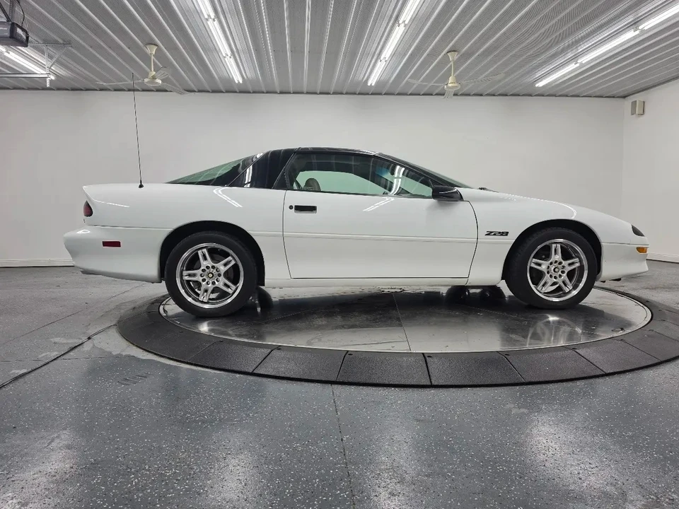 1995 Chevrolet Camaro Z28 4th Gen - Image 6 of 31