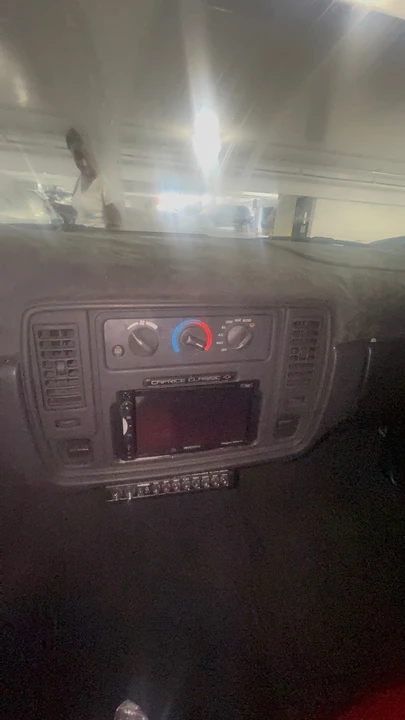 1995 Chevrolet Caprice - Image 16 of 21