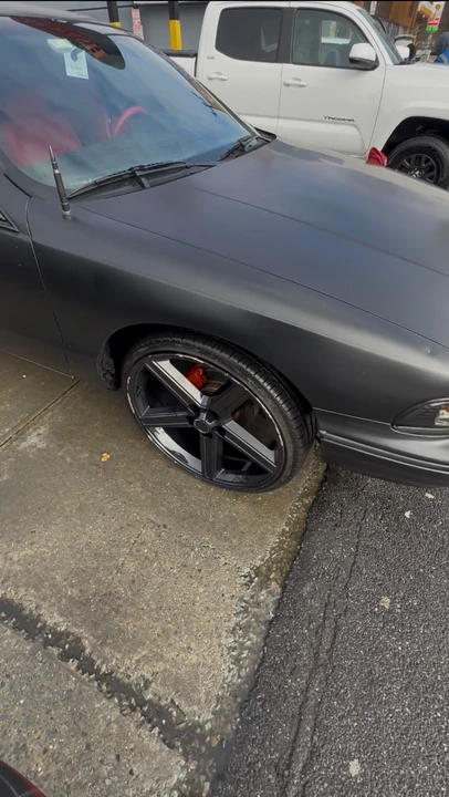 1995 Chevrolet Caprice - Image 10 of 21
