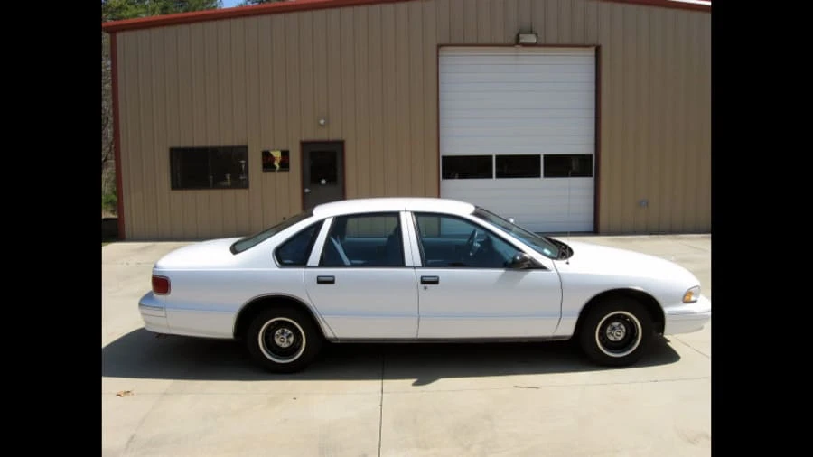 1995 Chevrolet Caprice - Image 2 of 8