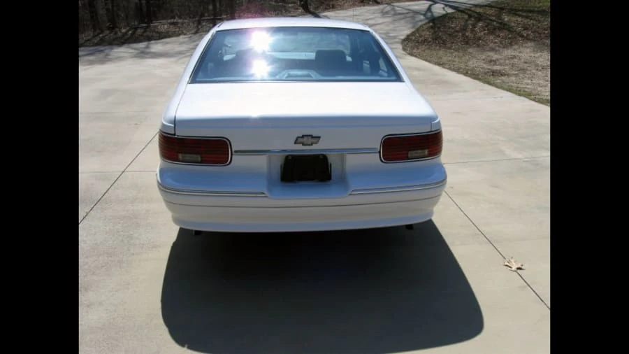 1995 Chevrolet Caprice - Image 8 of 8