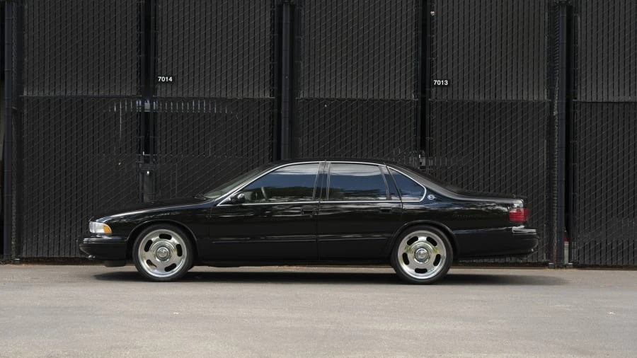 1995 Chevrolet Caprice - Image 2 of 28