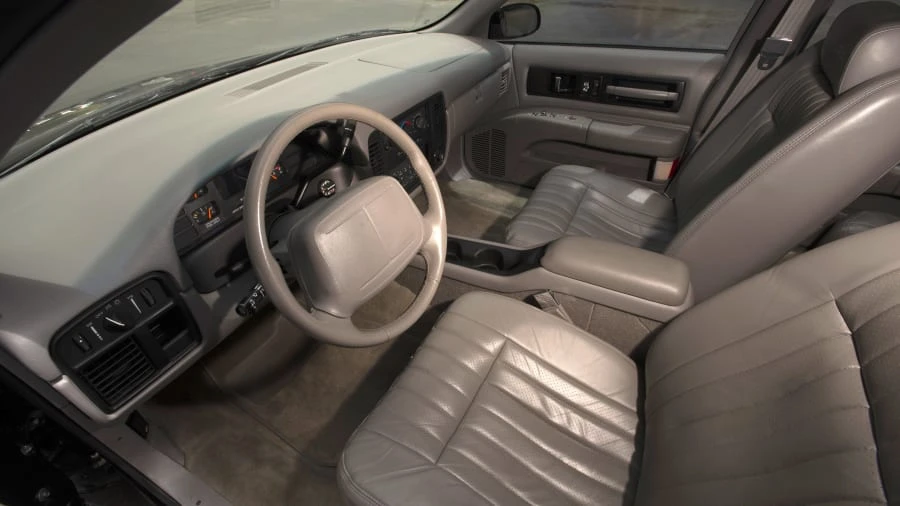 1995 Chevrolet Caprice - Image 4 of 28