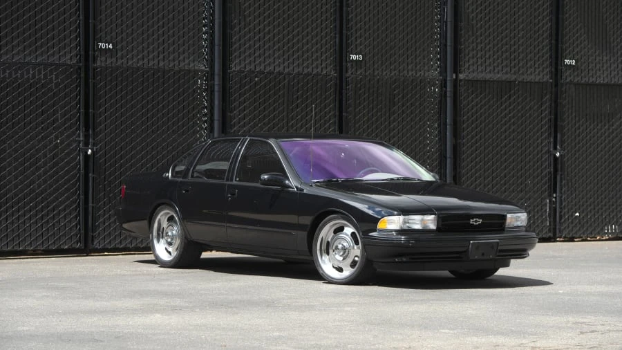 1995 Chevrolet Caprice - Image 8 of 28