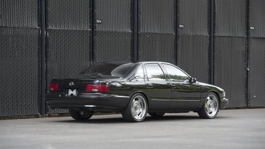 1995 Chevrolet Caprice - Image 10 of 28