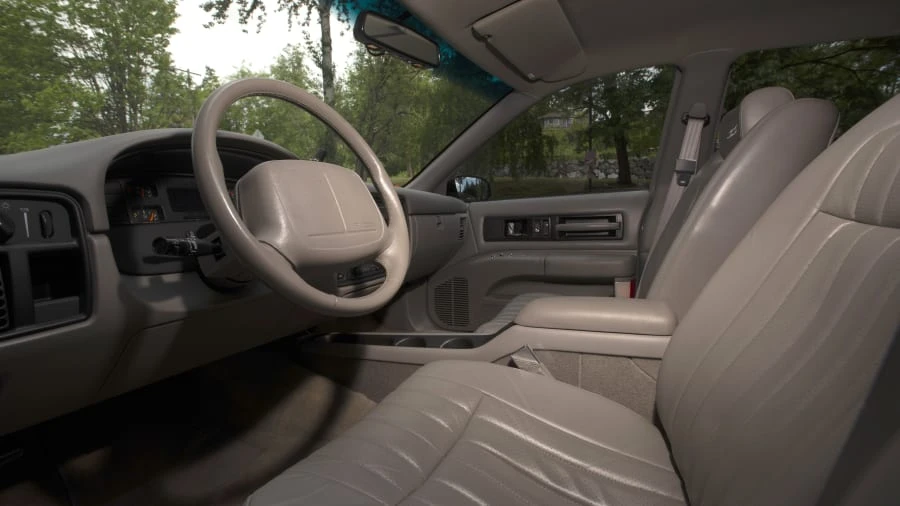 1995 Chevrolet Caprice - Image 13 of 28