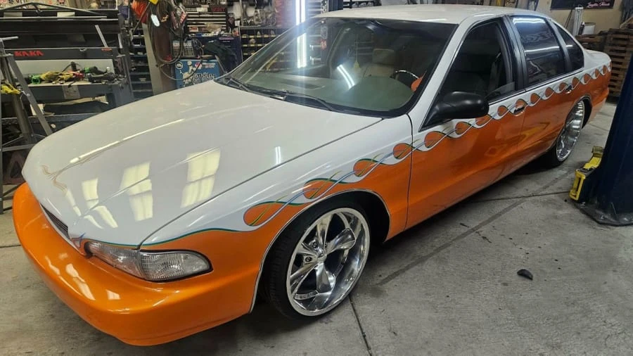 1995 Chevrolet Caprice - Image 5 of 12