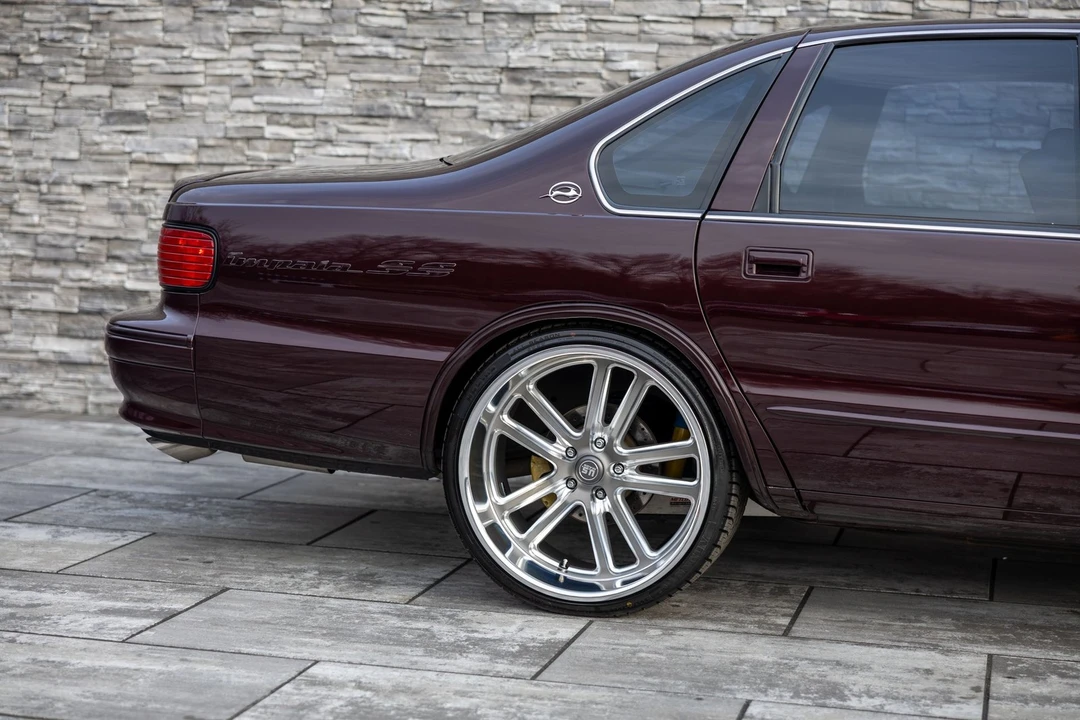 1995 Chevrolet Caprice - Image 9 of 21