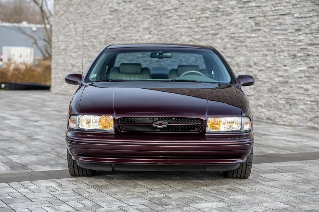 1995 Chevrolet Caprice - Image 5 of 21