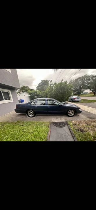 1995 Chevrolet Caprice - Image 2 of 9