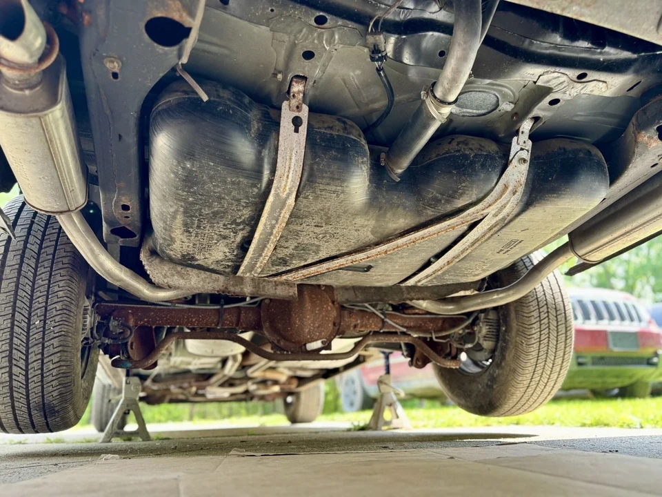 1995 Chevrolet Caprice - Image 10 of 17