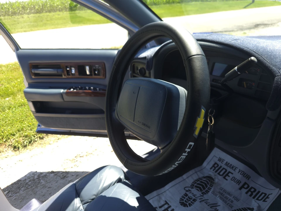 1995 Chevrolet Caprice - Image 8 of 24
