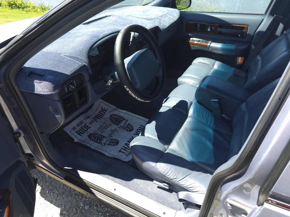 1995 Chevrolet Caprice - Image 6 of 24