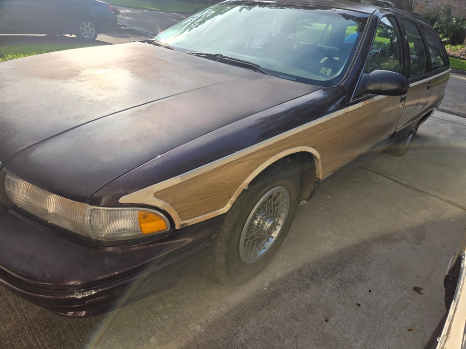 1995 Chevrolet Caprice - Image 2 of 31