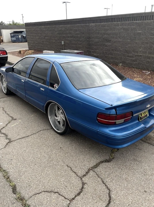 1995 Chevrolet Caprice - Image 4 of 15
