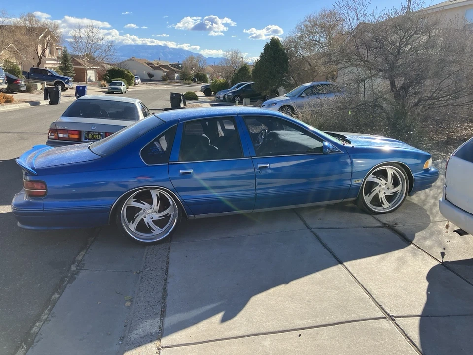 1995 Chevrolet Caprice - Image 8 of 15