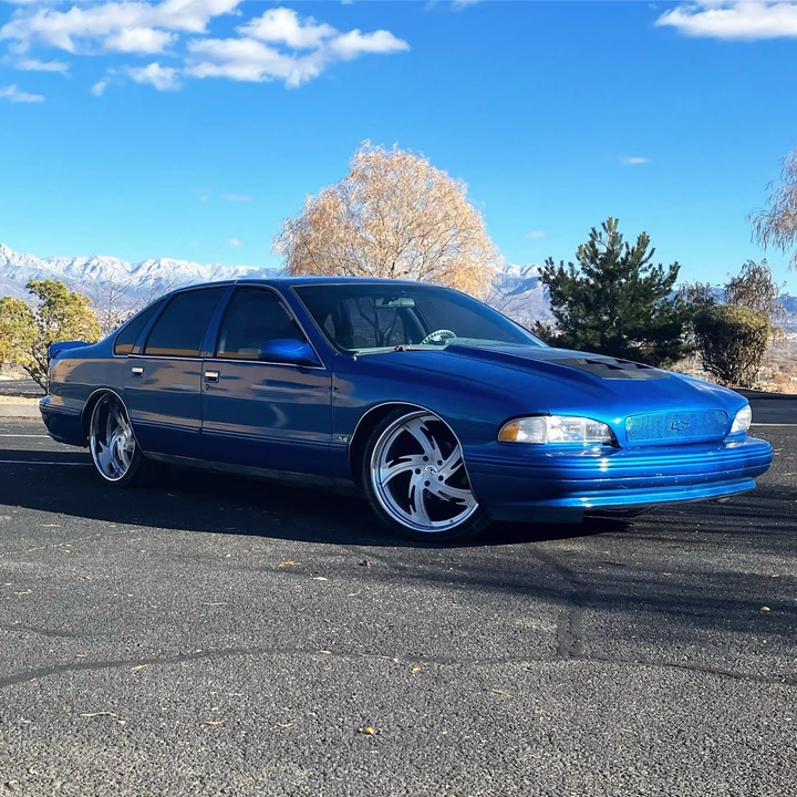 1995 Chevrolet Caprice - Image 9 of 15
