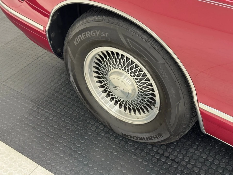 1995 Chevrolet Caprice - Image 11 of 12