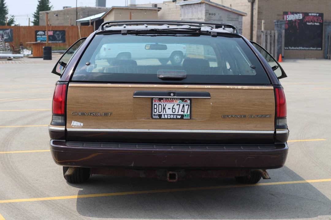 1995 Chevrolet Caprice - Image 11 of 31