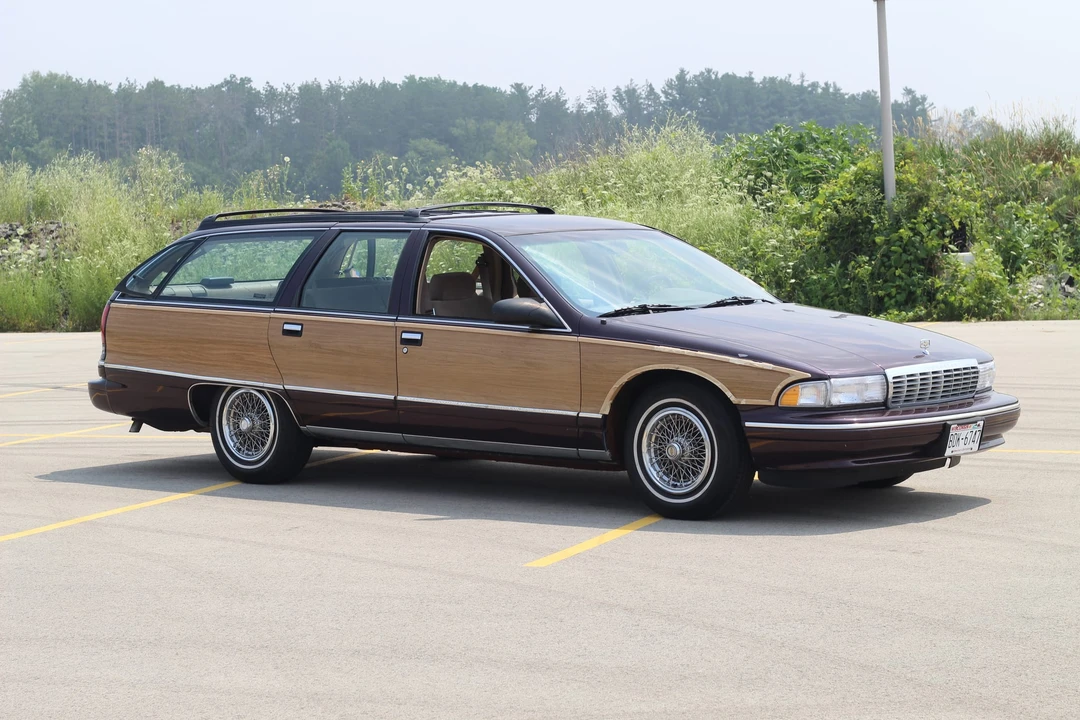 1995 Chevrolet Caprice - Image 2 of 31