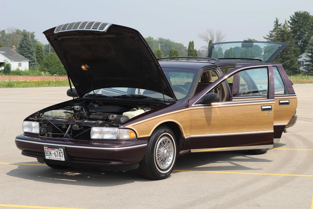 1995 Chevrolet Caprice - Image 17 of 31