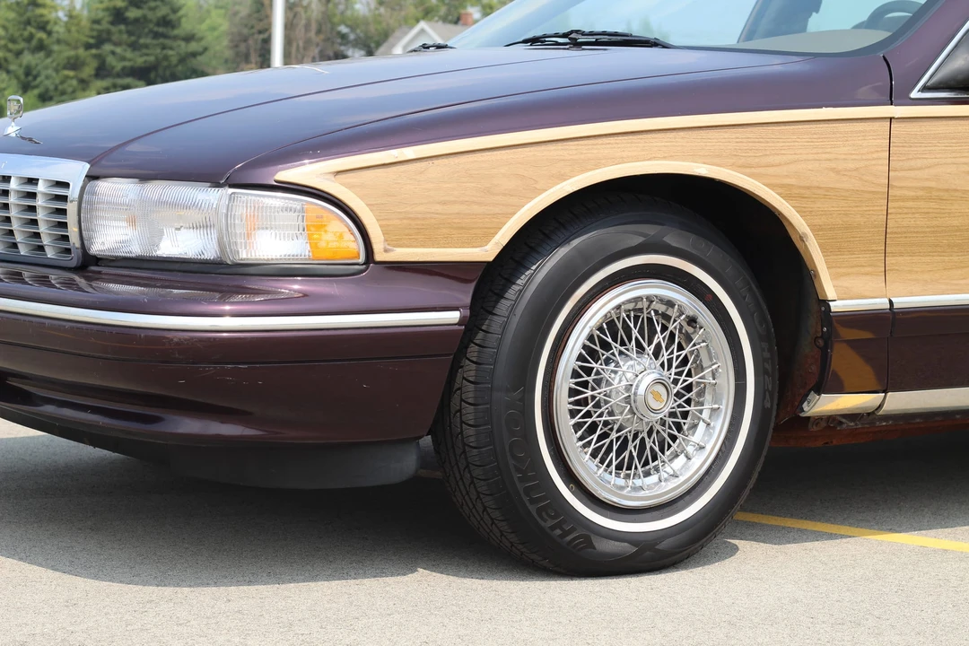 1995 Chevrolet Caprice - Image 19 of 31