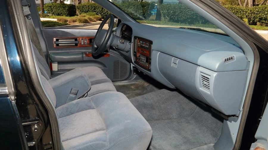 1995 Chevrolet Caprice - Image 5 of 21