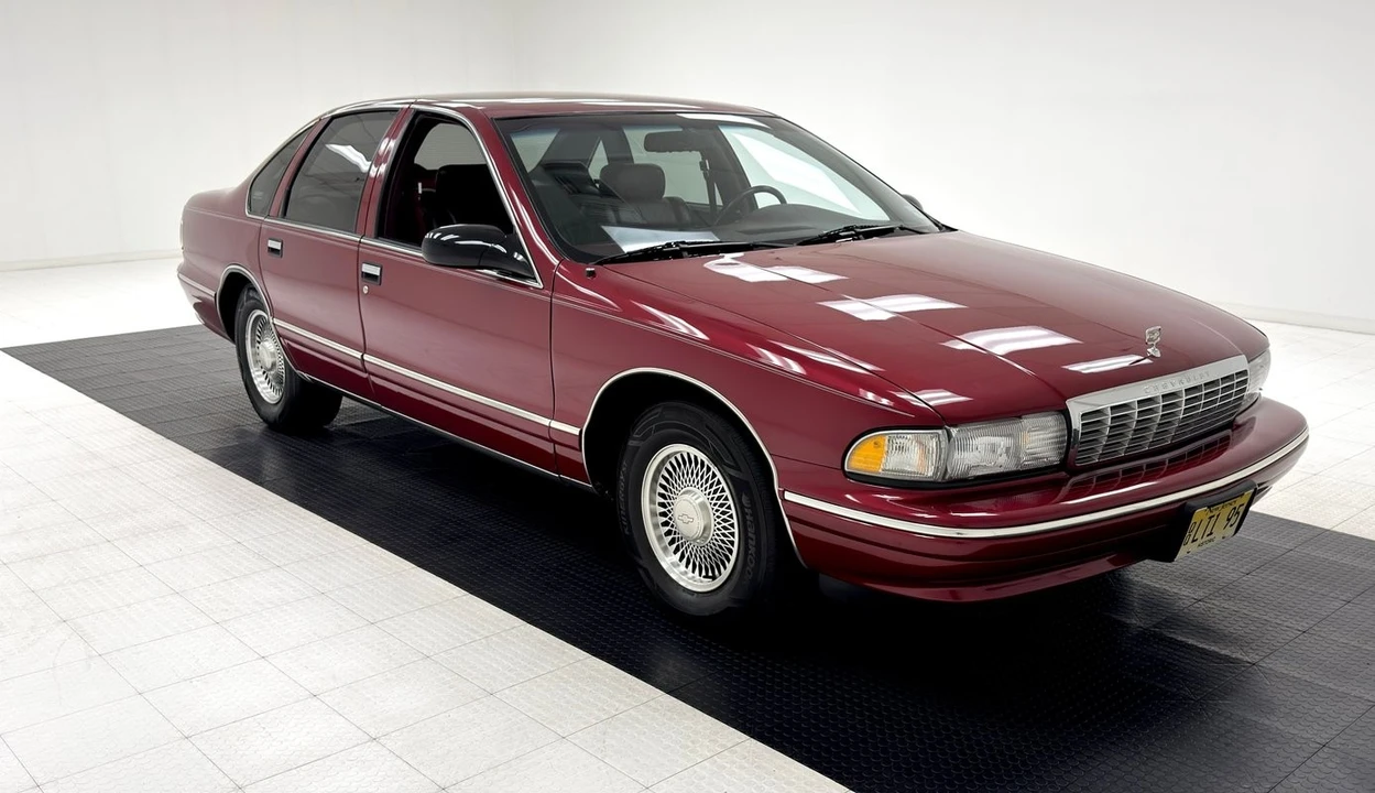 1995 Chevrolet Caprice - Image 7 of 21