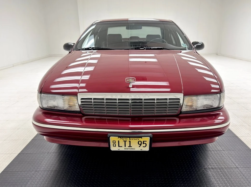 1995 Chevrolet Caprice - Image 8 of 21