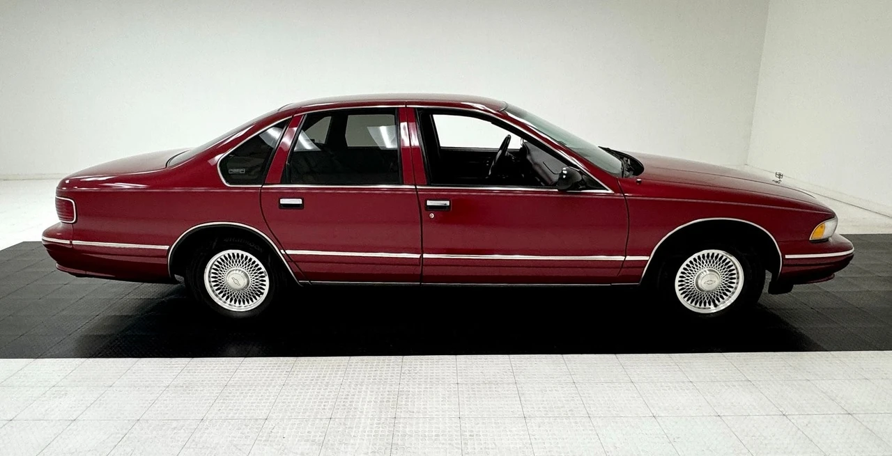 1995 Chevrolet Caprice - Image 6 of 21