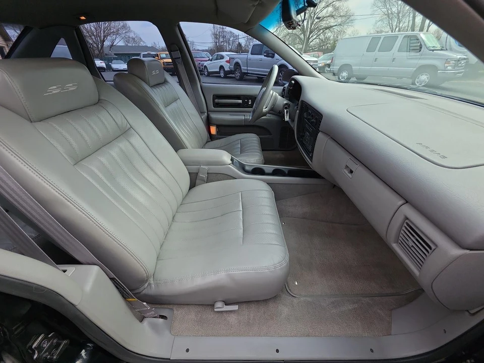 1995 Chevrolet Impala 7th Gen - Image 8 of 21