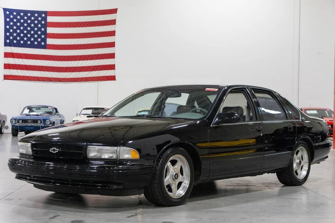 1995 Chevrolet Impala - Image 3 of 31