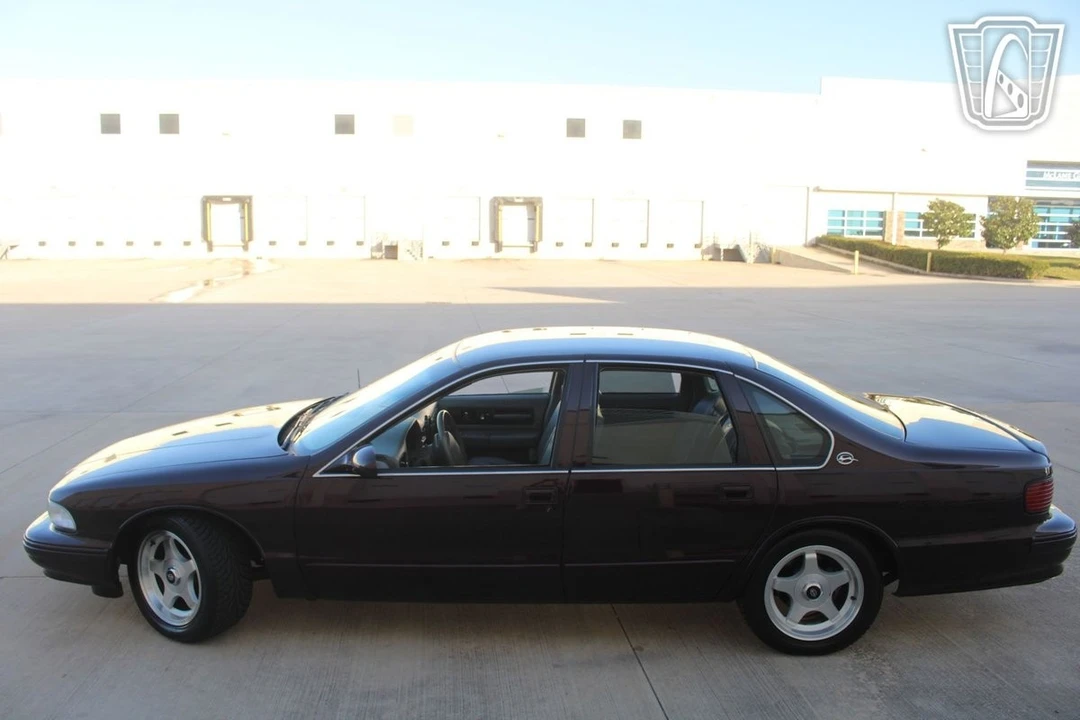 1995 Chevrolet Impala 7th Gen - Image 4 of 12