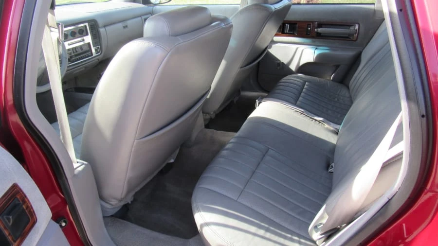 1995 Chevrolet Caprice - Image 5 of 11