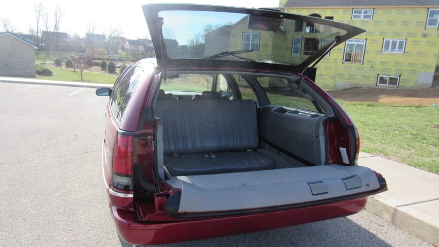 1995 Chevrolet Caprice - Image 10 of 11