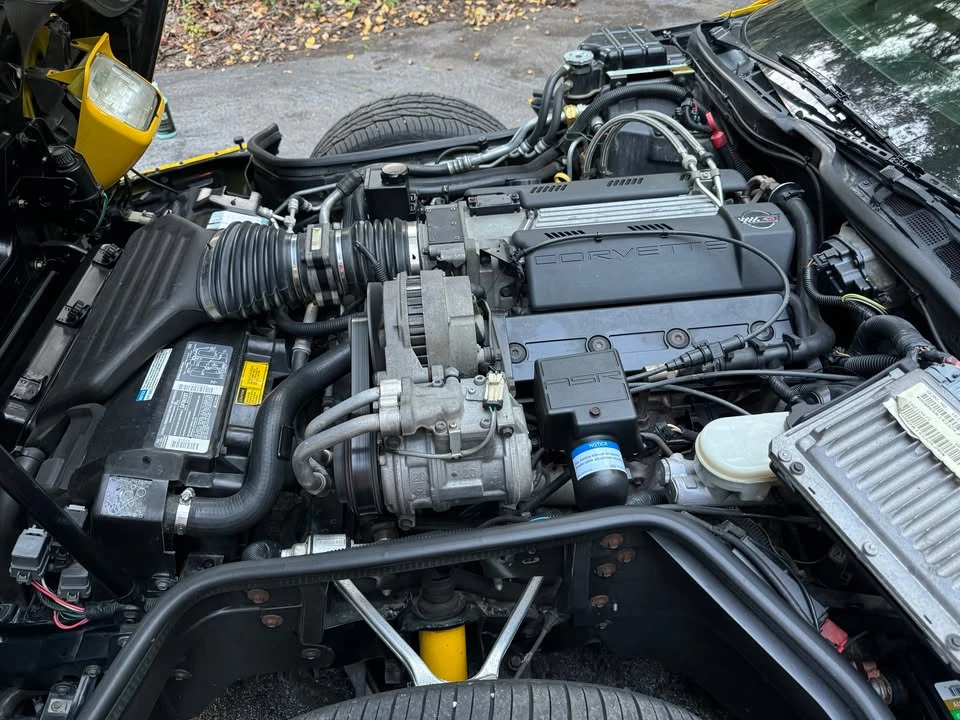 1995 Chevrolet Corvette C4 - Image 17 of 18
