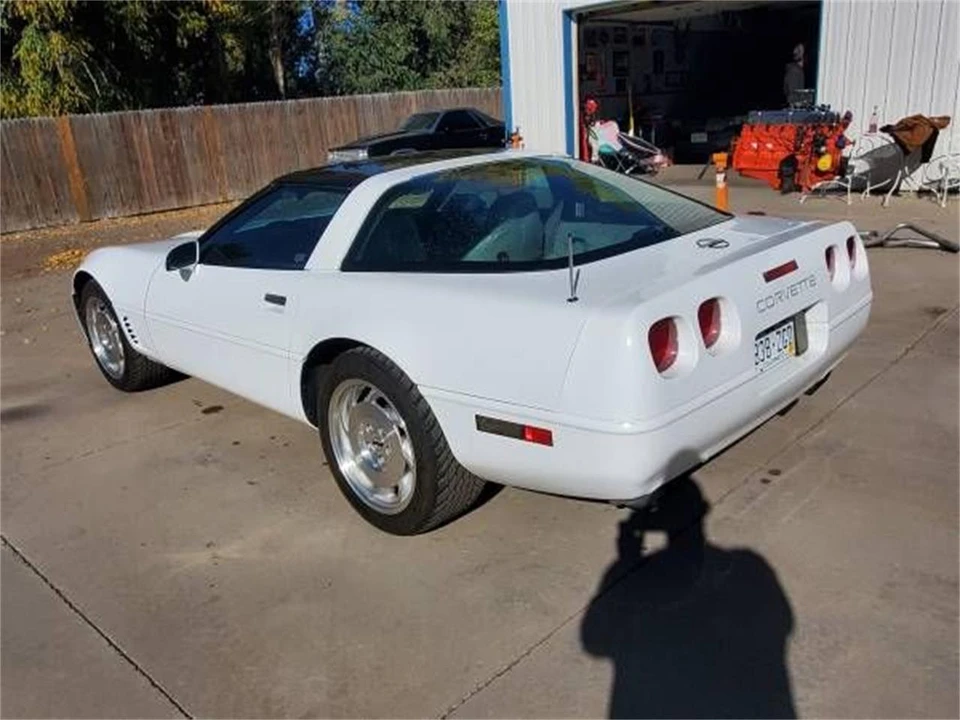 1995 Chevrolet Corvette C4 - Image 7 of 9