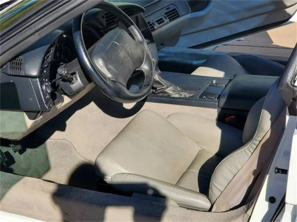 1995 Chevrolet Corvette C4 - Image 4 of 9