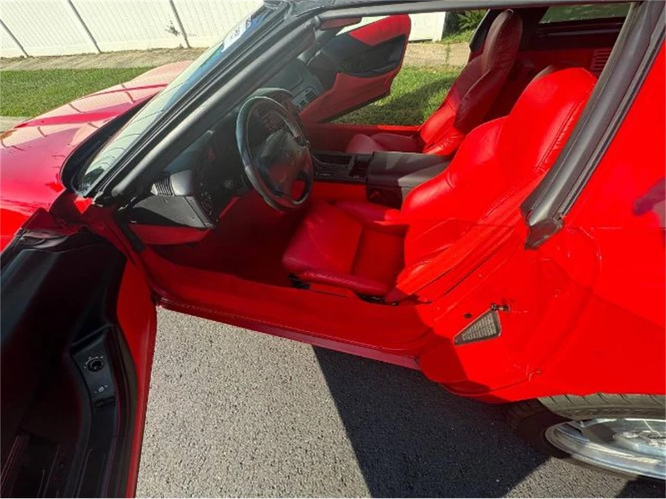 1995 Chevrolet Corvette C4 - Image 10 of 19