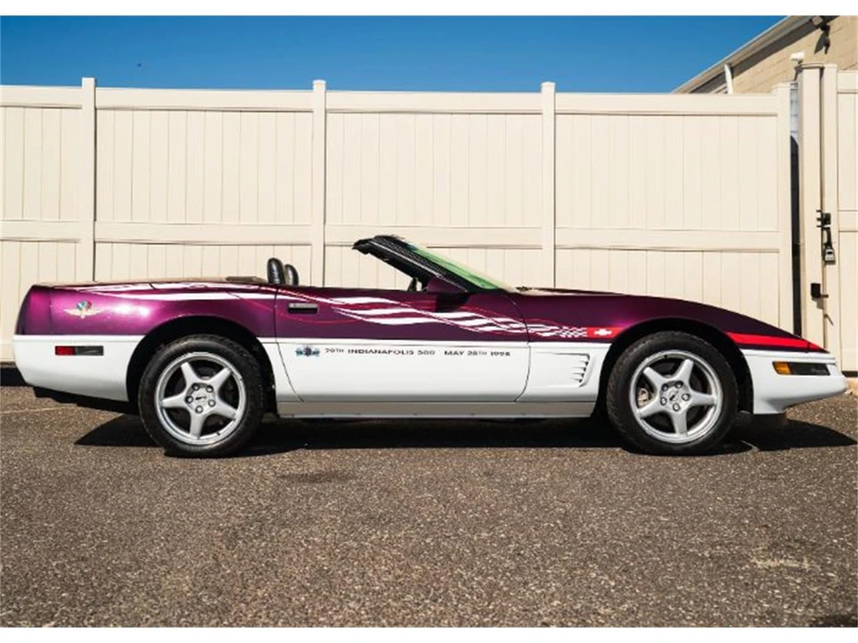 1995 Chevrolet Corvette C4 - Image 8 of 24