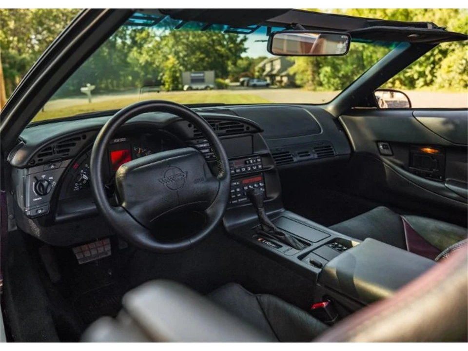 1995 Chevrolet Corvette C4 - Image 18 of 24